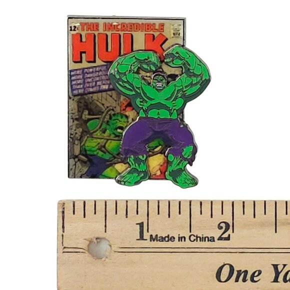 Universal Studios 2008 The Incredible Hulk Limited Edition 500 3-D Pin Pinback - Picture 3 of 12